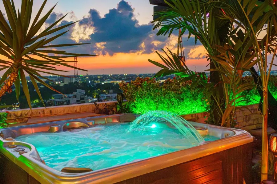 The Castle VI - 4 Bedroom Penthouse Private Jacuzzi
